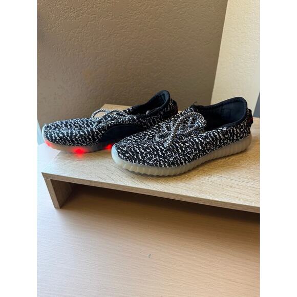 Light-Up LED Sneakers - EU Size 37 / US Women's Size 6.5 - Picture 3 of 14